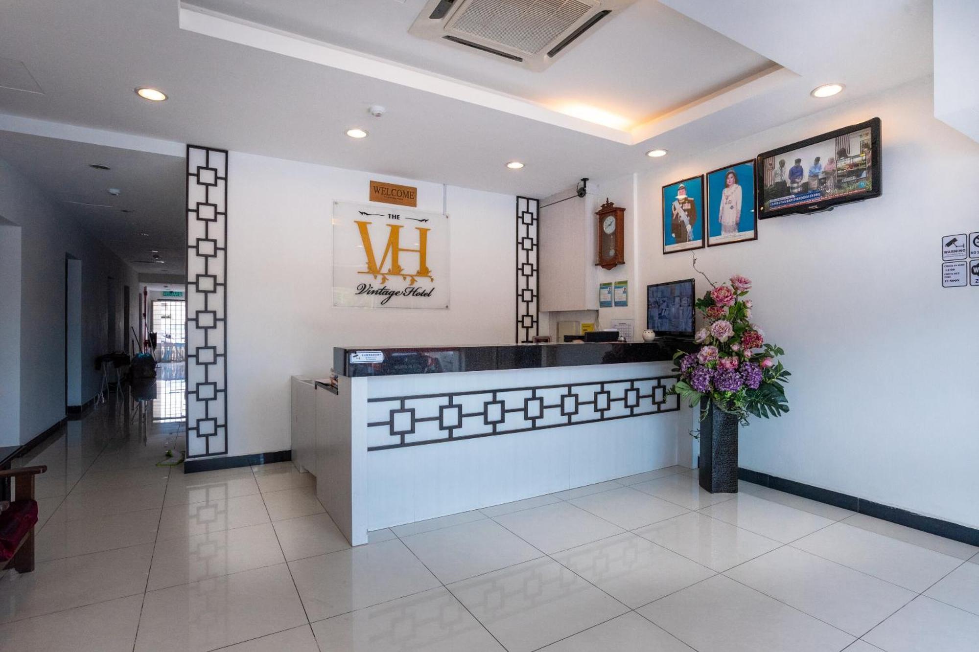 Super Oyo 596 The Vintage Hotel Johor Bahru Exterior foto