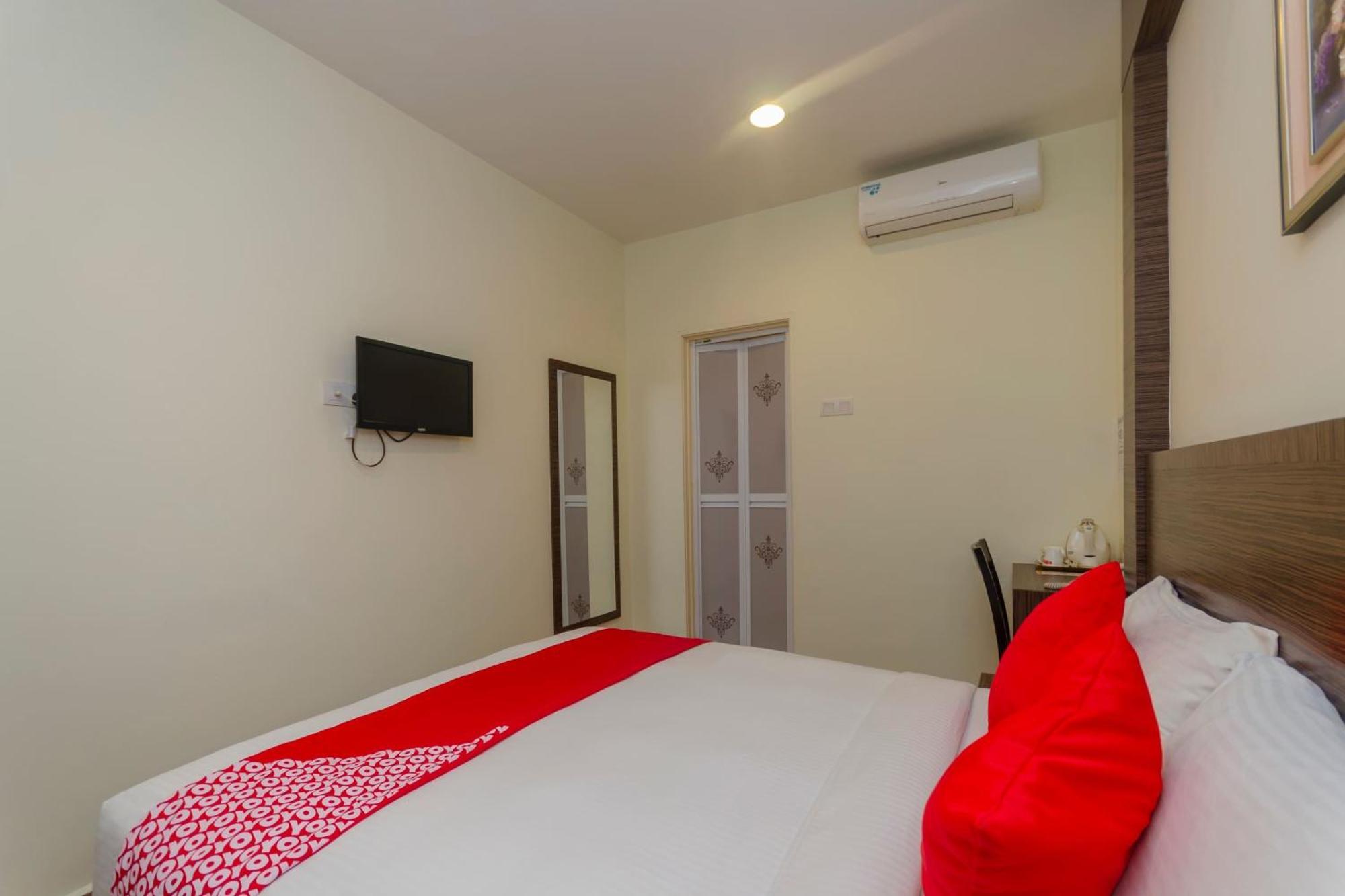 Super Oyo 596 The Vintage Hotel Johor Bahru Exterior foto