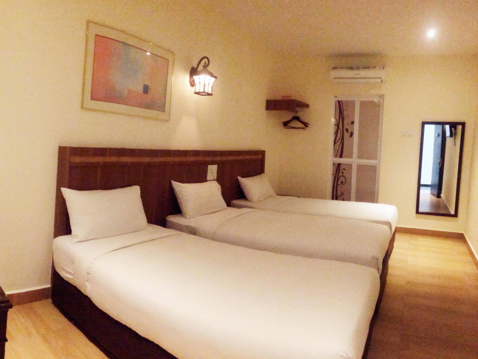 Super Oyo 596 The Vintage Hotel Johor Bahru Exterior foto
